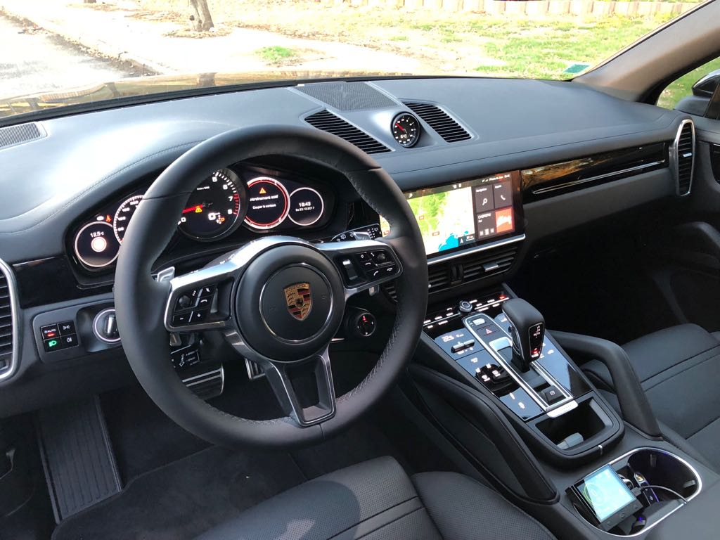 Porsche Cayenne — 8